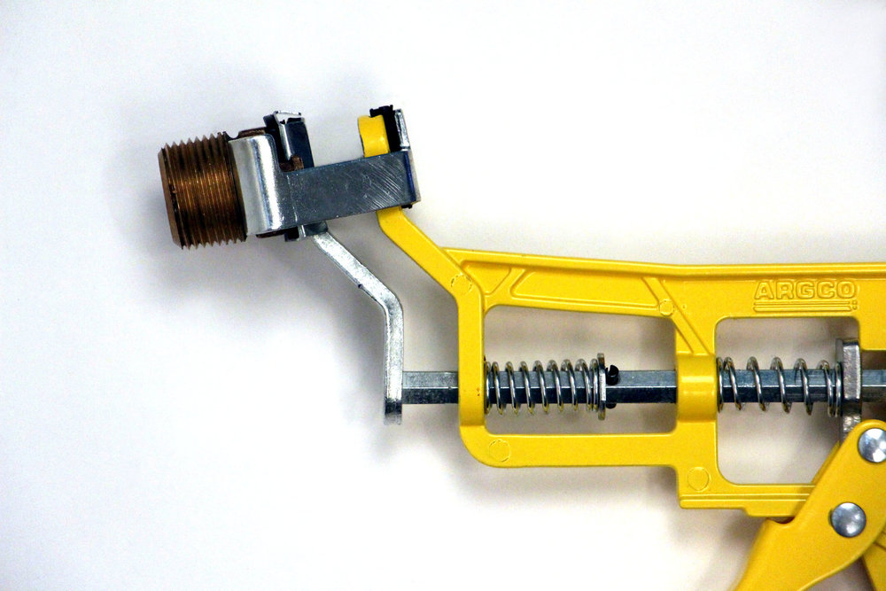 Sheared head attachment for Shutgun water sprinkler shut off tool